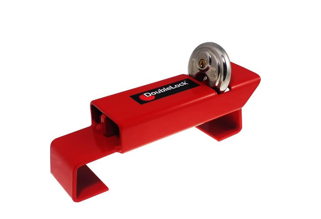 Medium sized lock for trailers and trucks